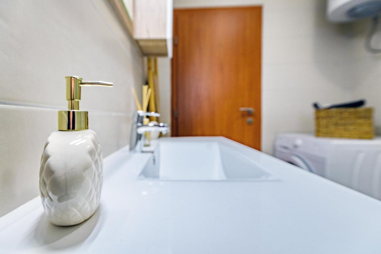 Holiday Apartment -ザダル エクステリア 写真